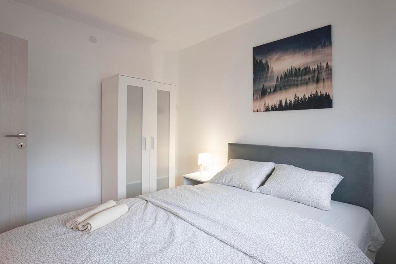 Apartman Fuerte 1 Белград Екстер'єр фото